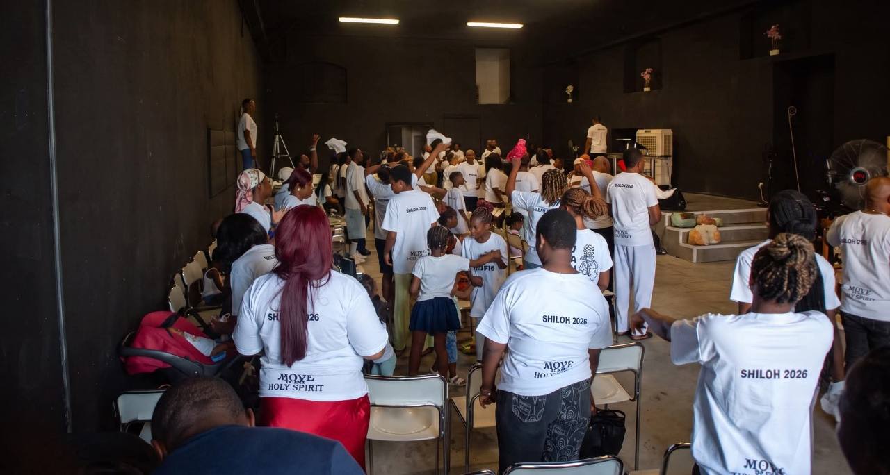 The Rodwater congregation gathered in worship, wearing Shiloh 2026 shirts